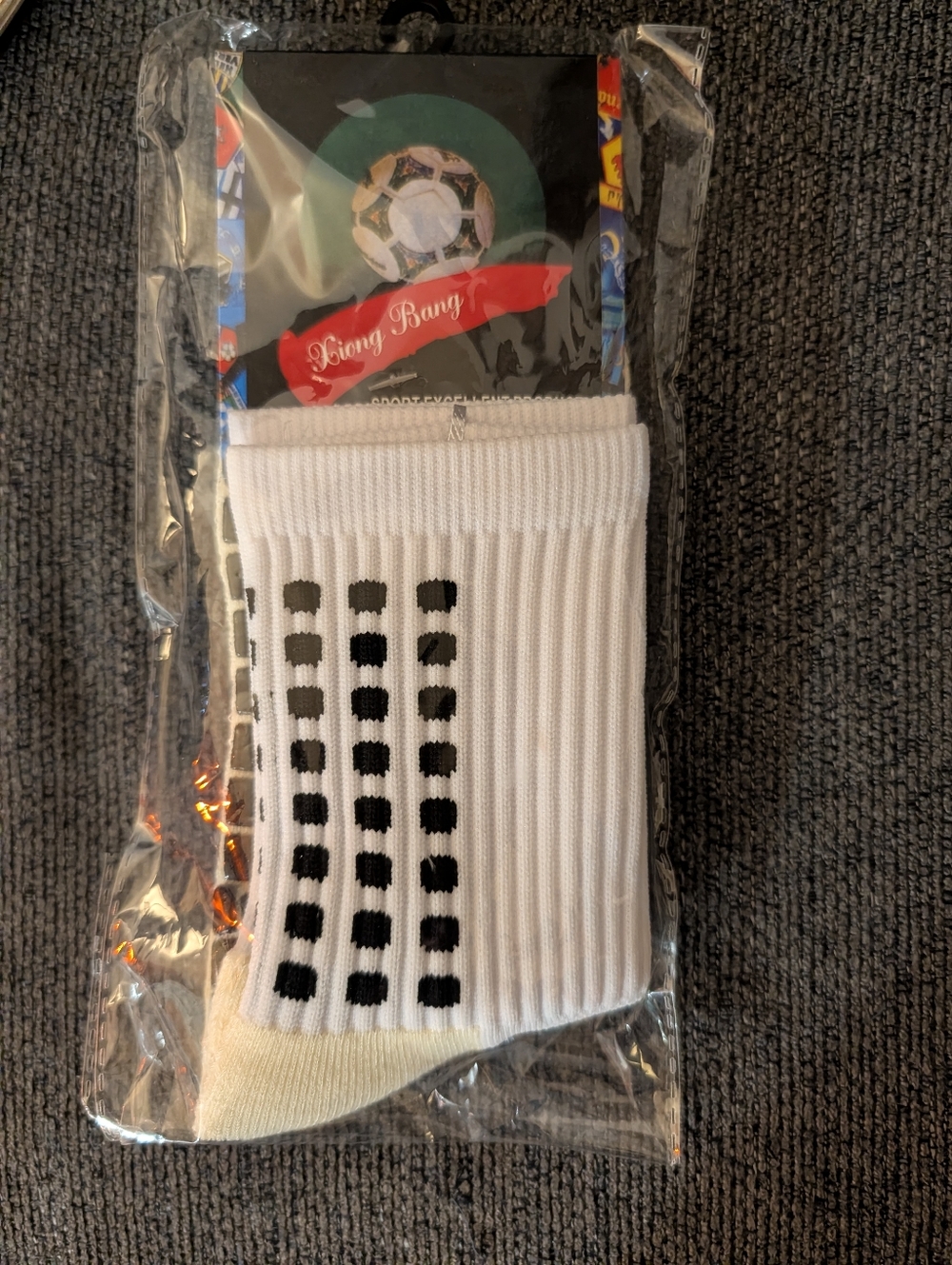 Xiong Yang White Athletic Crew Slip Socks